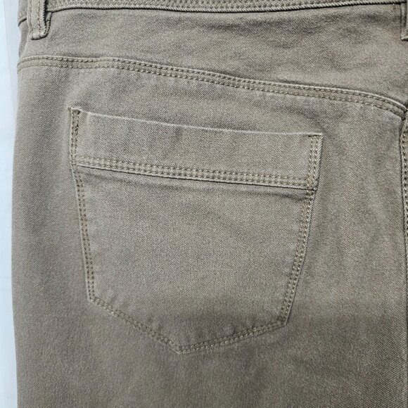 Chico's So Slimming Brown Straight Leg Pants Casual Cropped Stretch 3 (XL) - Picture 9 of 16